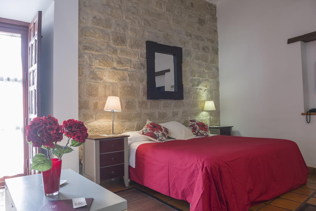 Alvaro De Torres Boutique Úbeda