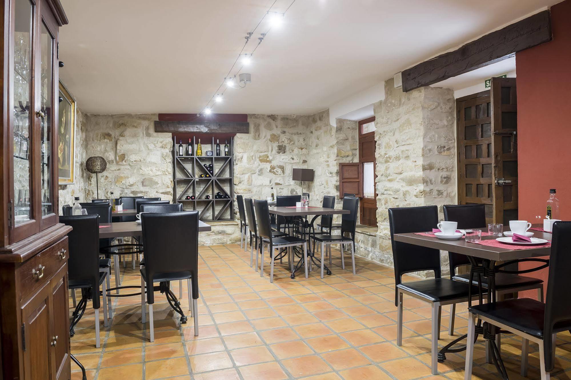 Alvaro De Torres Boutique Úbeda